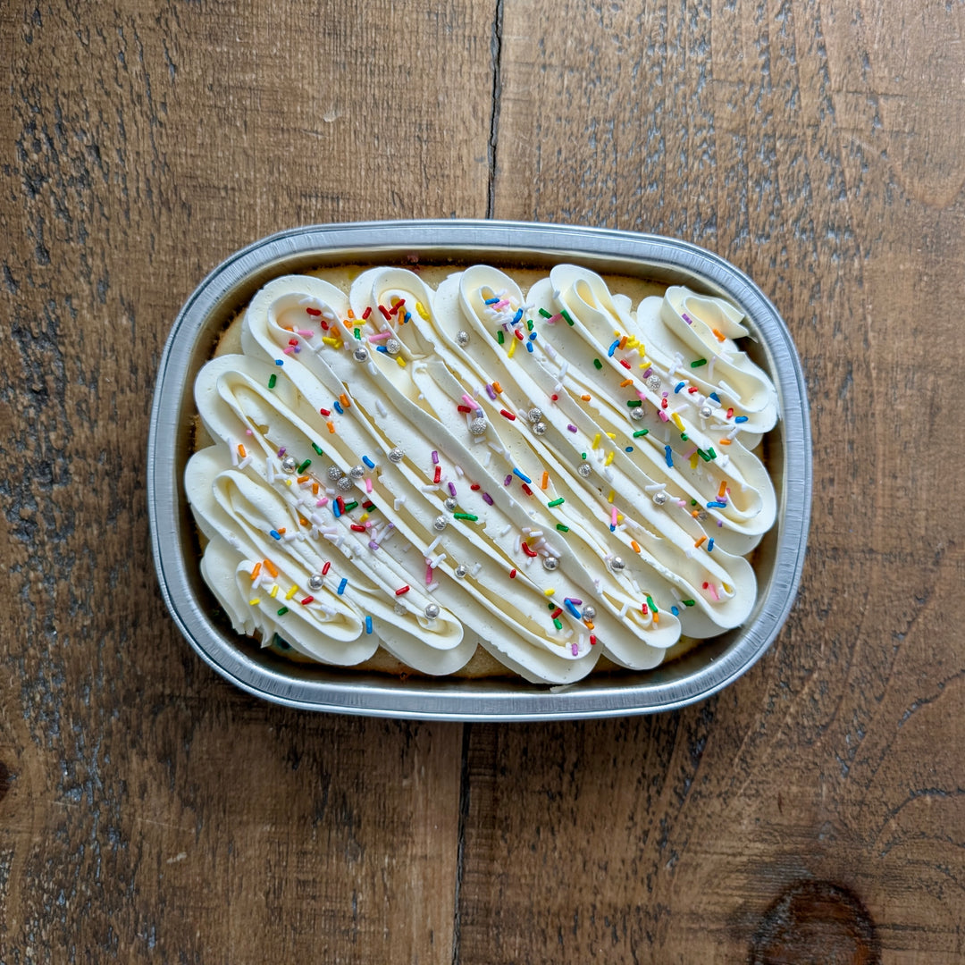 Vanilla Funfetti Cake w/ Buttercream Icing & Sprinkles: Serves 2-4